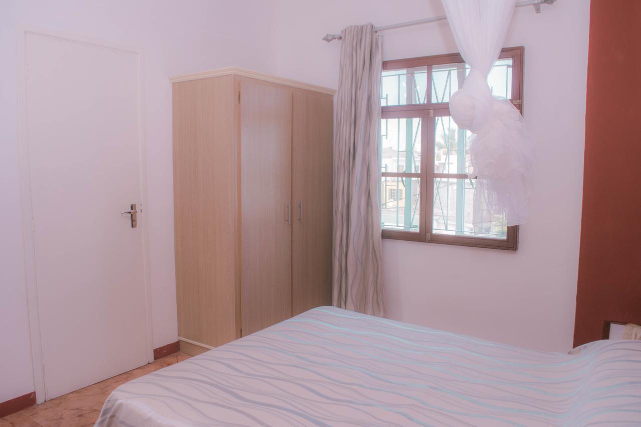 Chez Tino Bed & Breakfast Trou d'Eau Douce Bagian luar foto