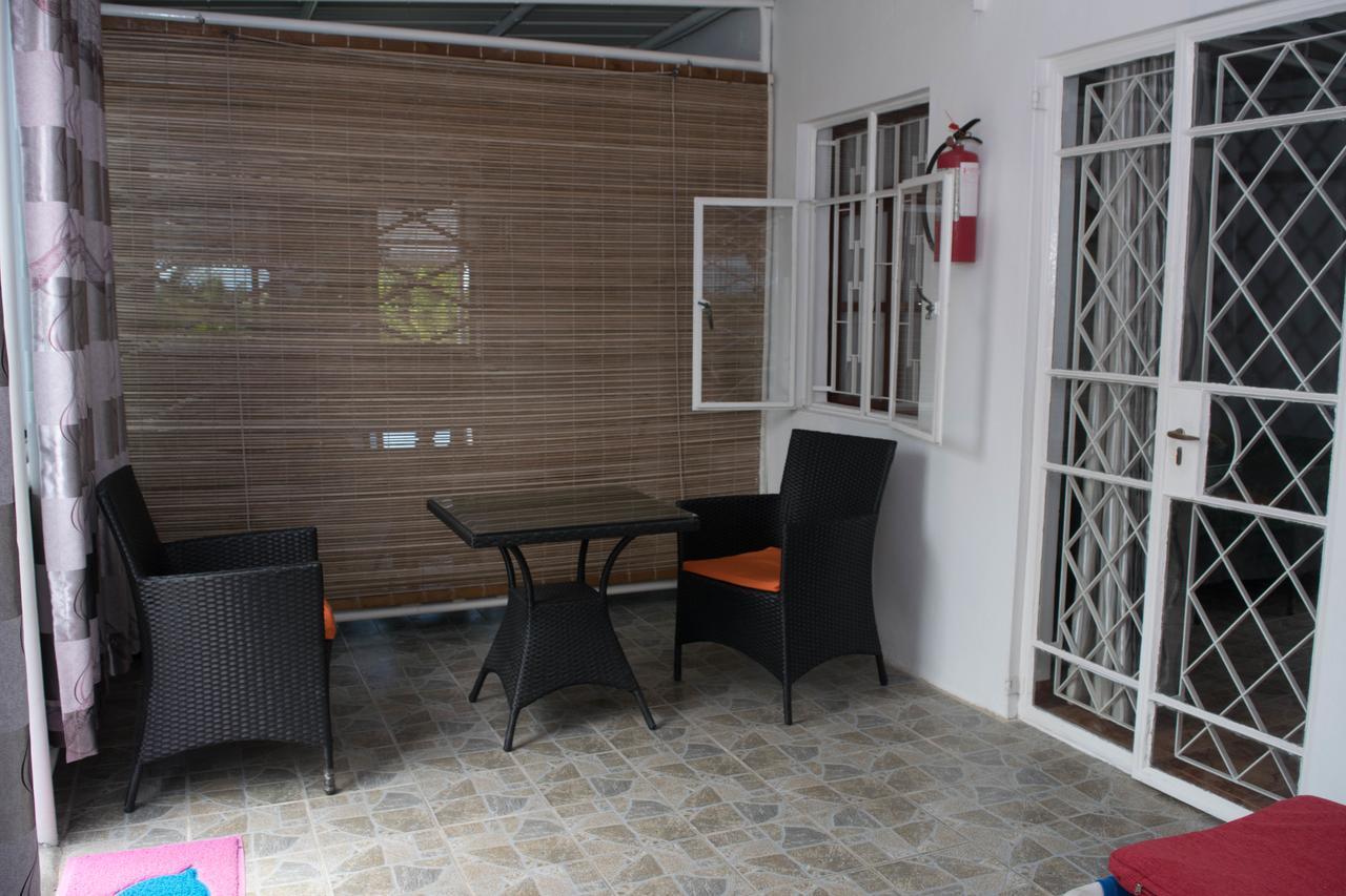 Chez Tino Bed & Breakfast Trou d'Eau Douce Bagian luar foto
